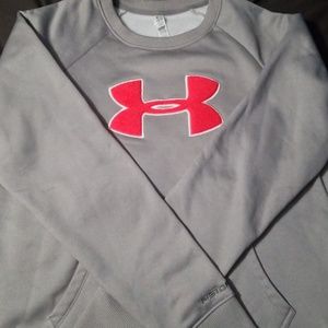 Women's Under armour sweatshirt